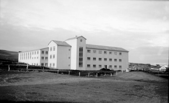 Mynd:Gagnfræðaskóli.JPG