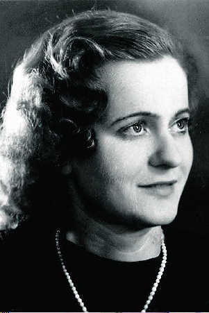 Mynd:Jakobína Kristmundsdóttir.jpg