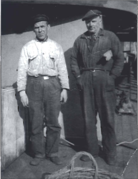 Mynd:Frá vinstri Brynjólfur Einarsson og Börgesen.png