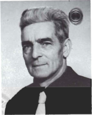 Mynd:Egill Árnason, Hólagötu 19.png