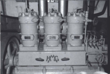 Mynd:Vél frá Lifrarsamlaginu.png