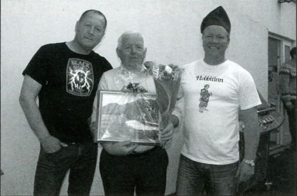 Mynd:Greinarhöfundar ásamt Martin Juul Sdbl. 2010.jpg