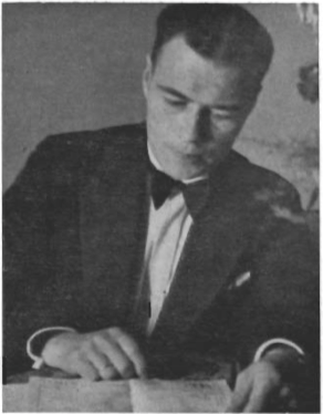 Mynd:Loftur Guðmundsson.png