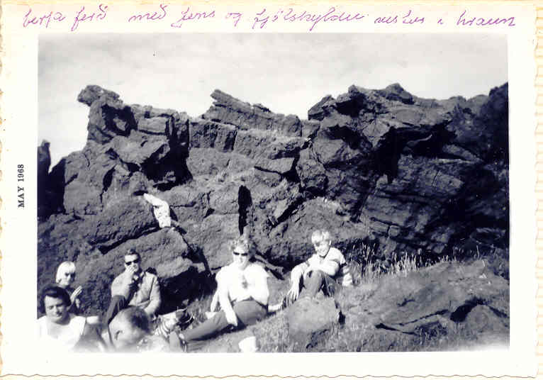 Mynd:Berja ferð austur í hrauni01.jpg