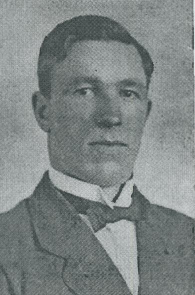 Mynd:Eyjólfur Gíslason skipstjóri, Bessastöðum.jpg