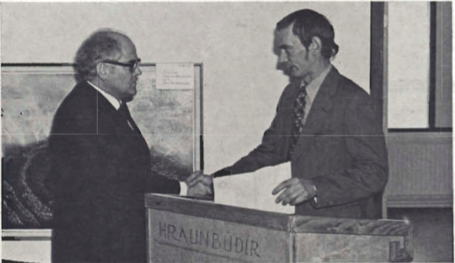 Mynd:Formaður Sjómannadagsráðs Vestmannaeyja Jóhannes Kristinsson.png