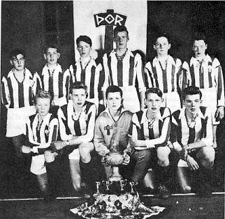 Mynd:3. flokkur Þórs 1950.jpg