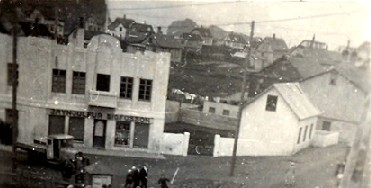 Mynd:Hólmgarður og fl hús.jpg