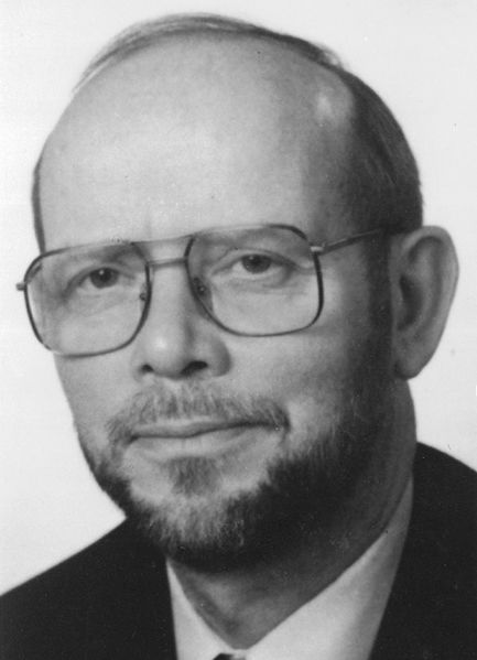 Mynd:Guðmundur Karlsson.jpg