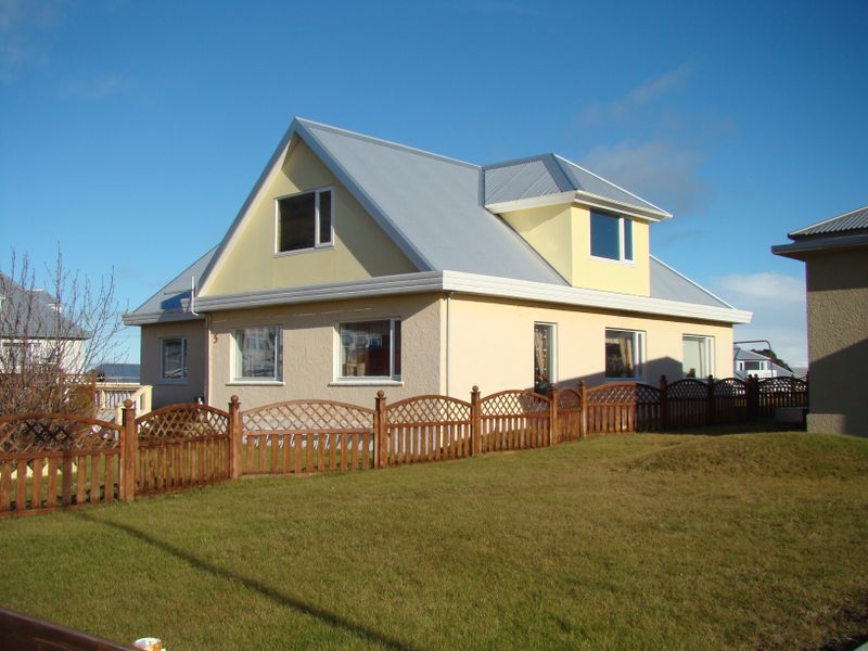 Mynd:Hólagata 5a.jpg