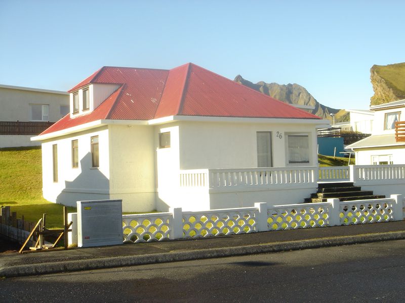 Mynd:Brimhólabraut 26.jpg