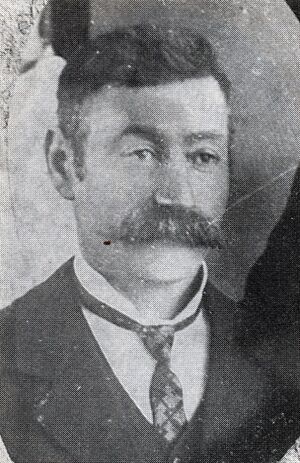 Helgi Guðmundsson (Dalbæ).jpg