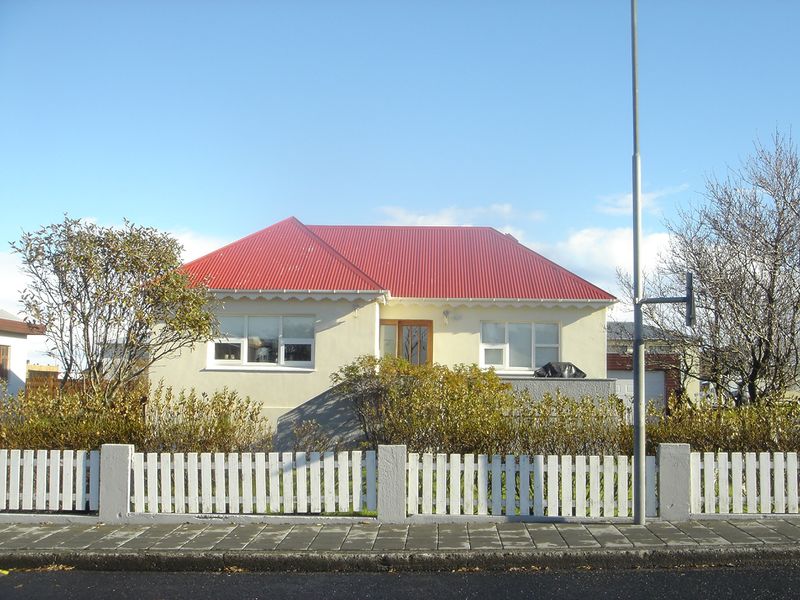 Mynd:Hólagata 17.jpg