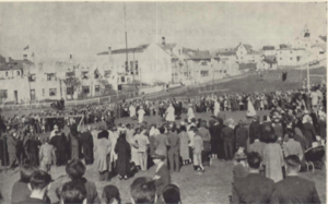 Handbolti í sjóklæðum.png