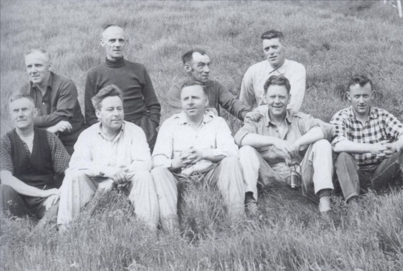 Mynd:Fremri röð f v Kristófer Sdbl. 2008.jpg