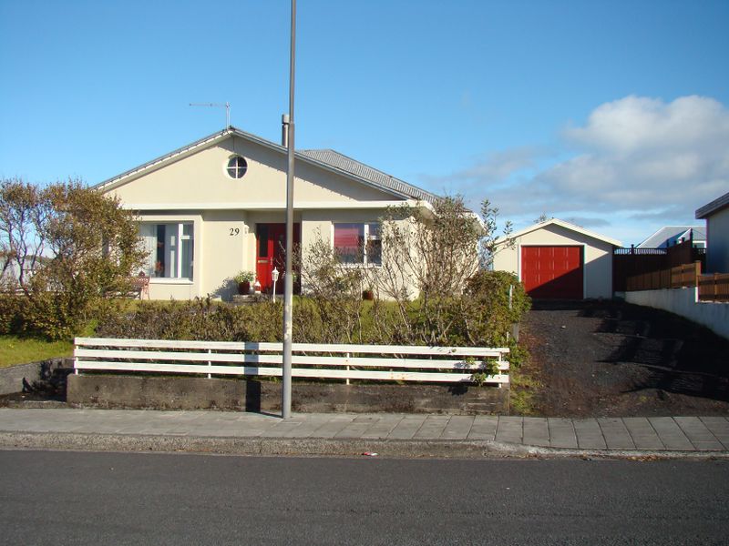 Mynd:Hólagata 29.jpg