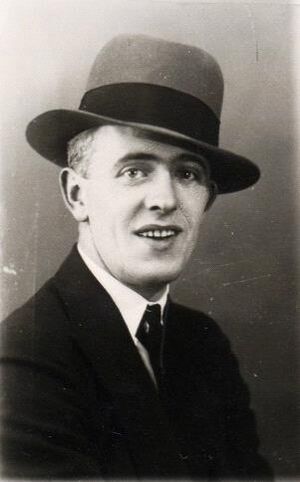 Bjarni Bjarnason rakari.jpg