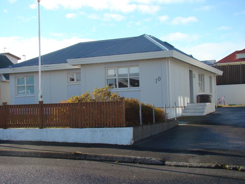 Mynd:Brimhólabraut 10a.jpg