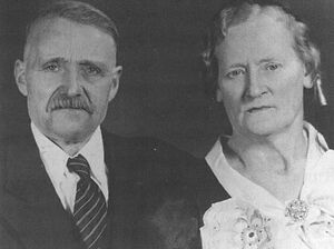 Jon Arnason og Ragnhildur.jpg