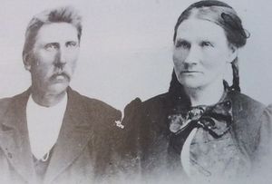 Sæmundur og Soffía, Staðarfelli.JPG