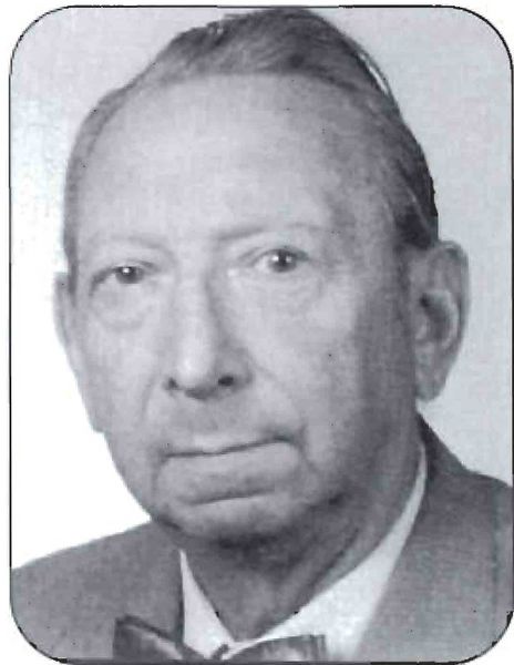 Mynd:Sveinbjörn Guðmundsson Sdbl. 1999.jpg