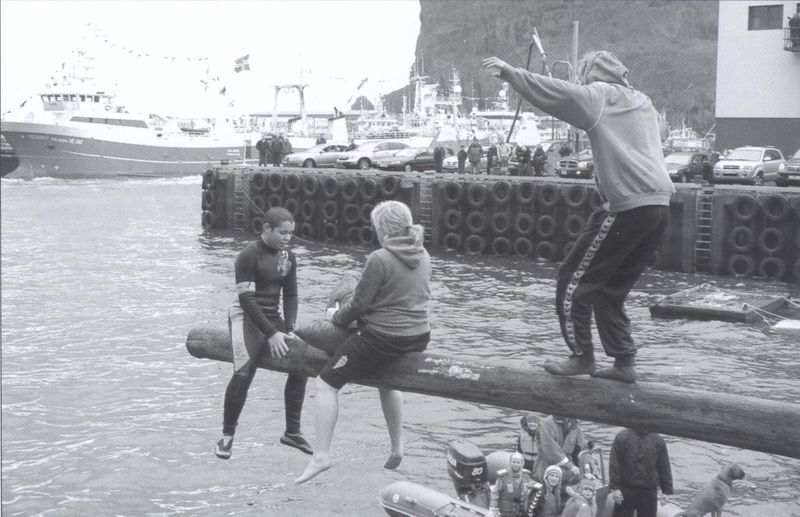 Mynd:Koddaslagurinn er alltaf vinsæll Sdbl. 2008.jpg