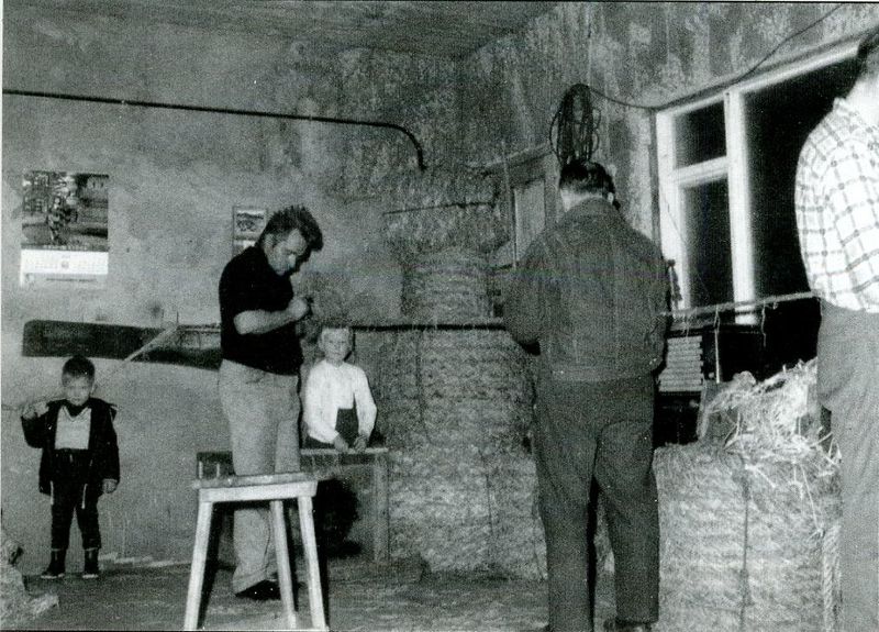 Mynd:Unnið að gerð fangalína Sdbl. 2010.jpg