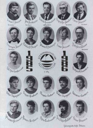 Stýrimannaskólinn 1985-1986 SDBL. 1987.jpg