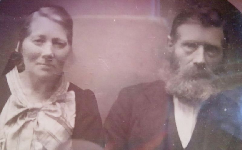 Mynd:Guðrún og Guðmundur í Uppsölum.jpg