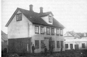 Bjarmi, verzlunarhús.jpg