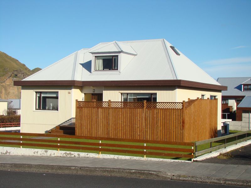 Mynd:Hólagata 23.jpg