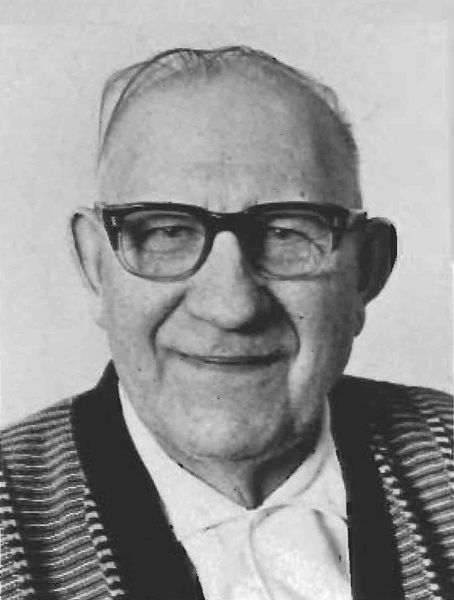 Mynd:Jóhann Pálmason SDBL. 1988.jpg