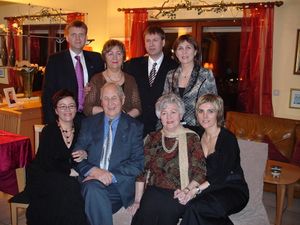 Guðfinna, Jóhannes og fjölskylda.jpg