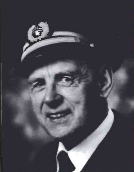 Mynd:Angantýr Elíasson Sdbl. 1992.jpg