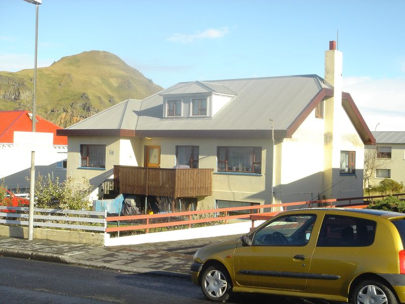 Mynd:Hólagata 19.jpg