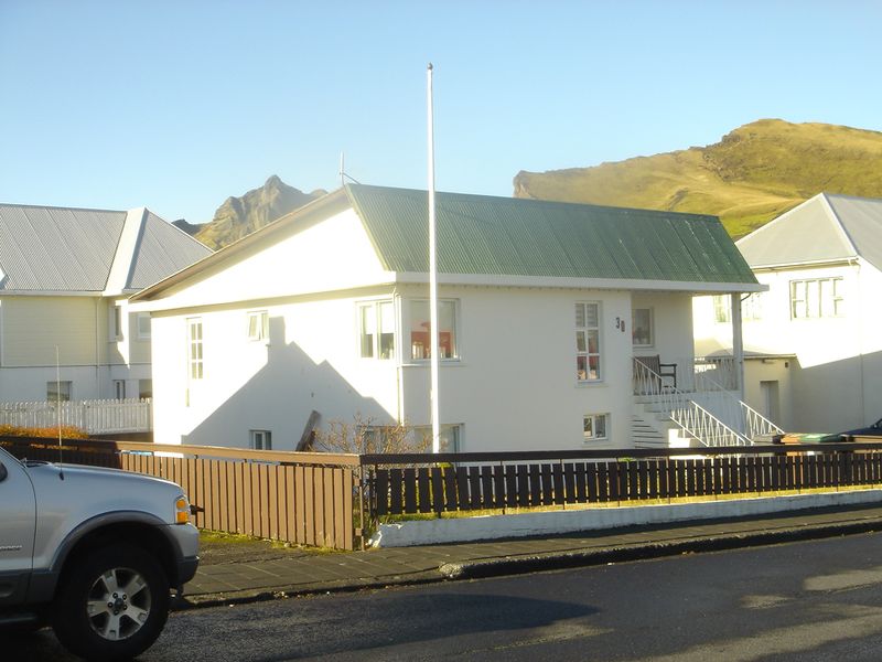 Mynd:Hólagata 30.jpg