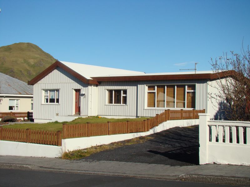 Mynd:Hólagata 31.jpg