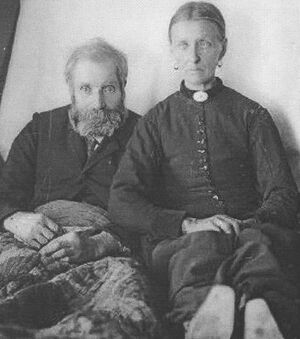 Sveinn Þórðarson og Helga Árnadóttir.jpg