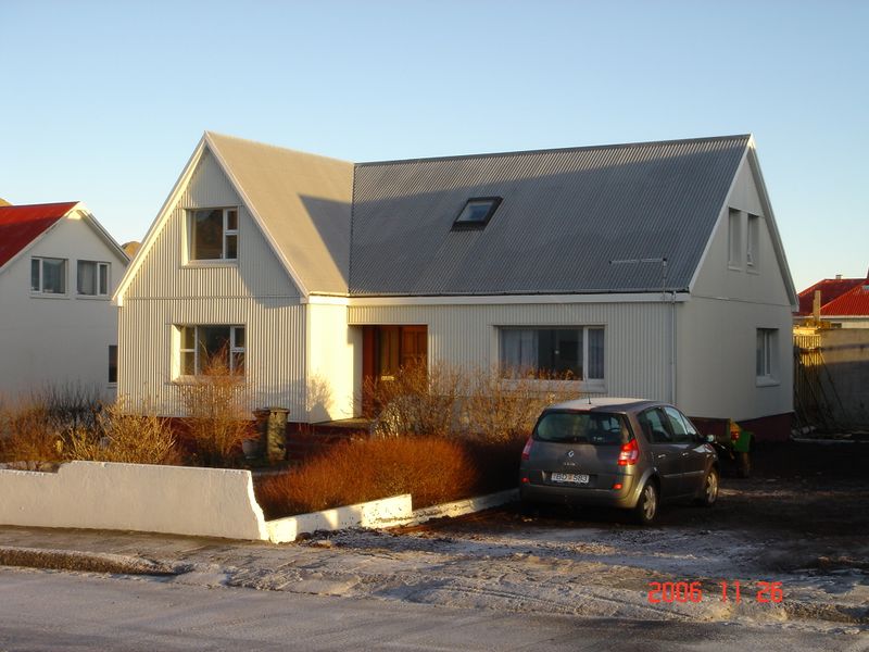 Mynd:Heiðarvegur 55.jpg