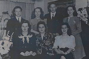 María og börn0002.JPG