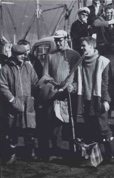 Mynd:Sverrir tannlæknir Bragi Jósepsson Axel Ó. Lárusson SDBL. 1987.jpg