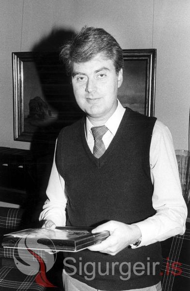 Mynd:Arnaldur Bjarnason.jpg