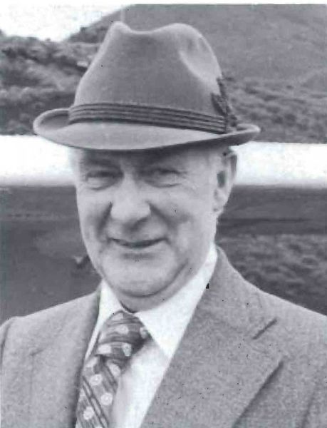 Mynd:Sigurður Þórðarson Sdbl. 1992.jpg