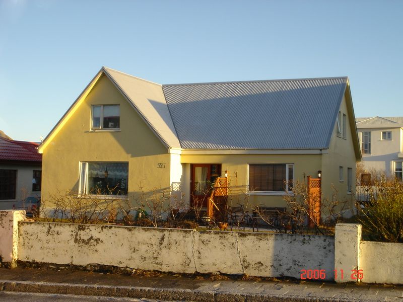Mynd:Heiðarvegur 51.jpg