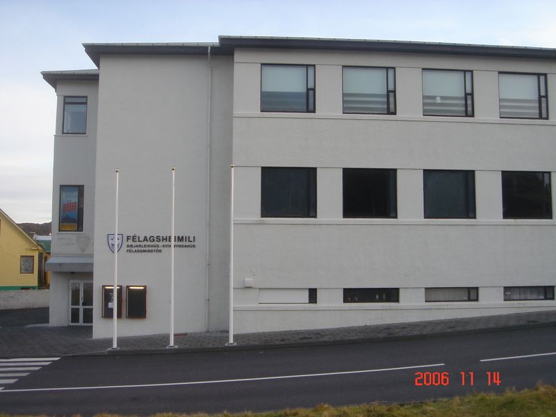 Mynd:Heiðarvegur 19.jpg