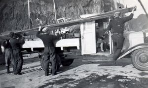 Menn frá Dráttarbr Vm.jpg