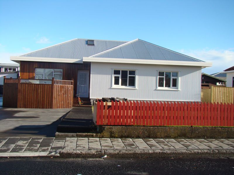 Mynd:Hólagata 9.jpg