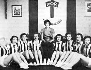 Handknattleikslið Þórs 1950.jpg