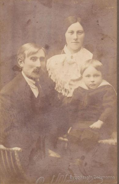 Mynd:Jósúa, Steinunn og Óskar.jpg