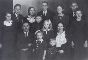 Fjölskylda hjónanna Guðjóns Sdbl. 2007.jpg